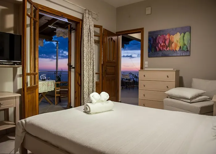 Aloni & דירה Athánion