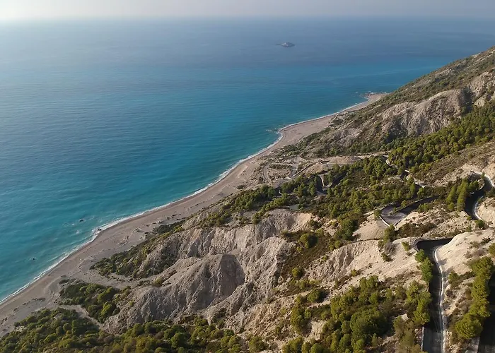 Aloni & דירה Athánion