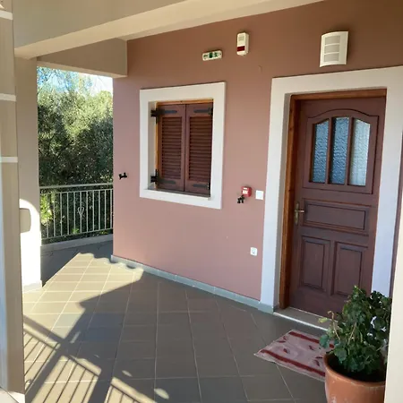 Apartman Aloni & *